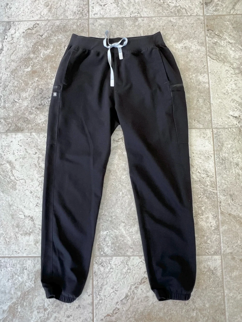 FIGS Double Utility Cargo Limited Ed Jogger Scrub Pants Black (PO #5683) Small